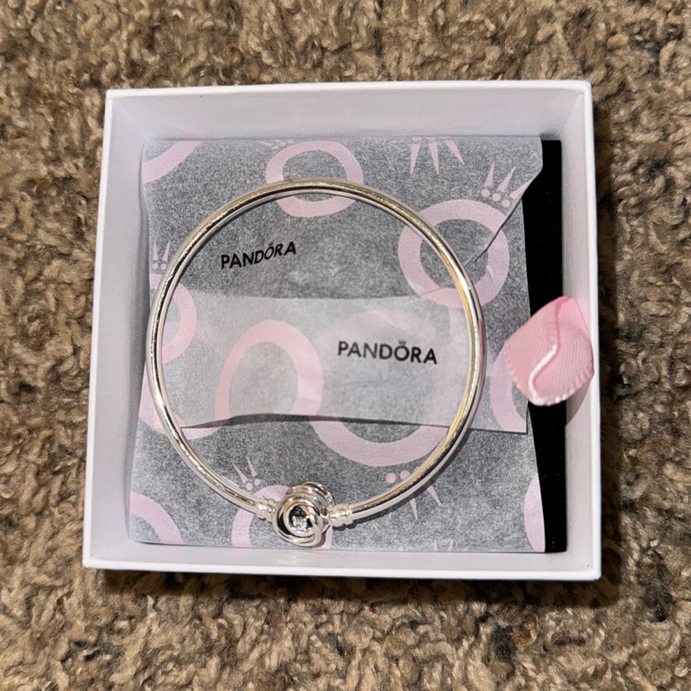 Brand new Pandora Bracelet